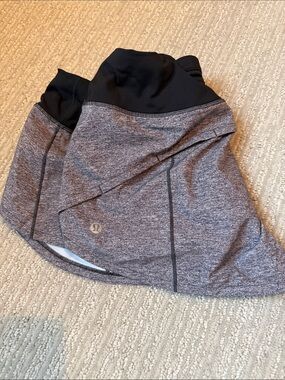 Lululemon Athletic shorts with Black Waistband - Heathered Gray